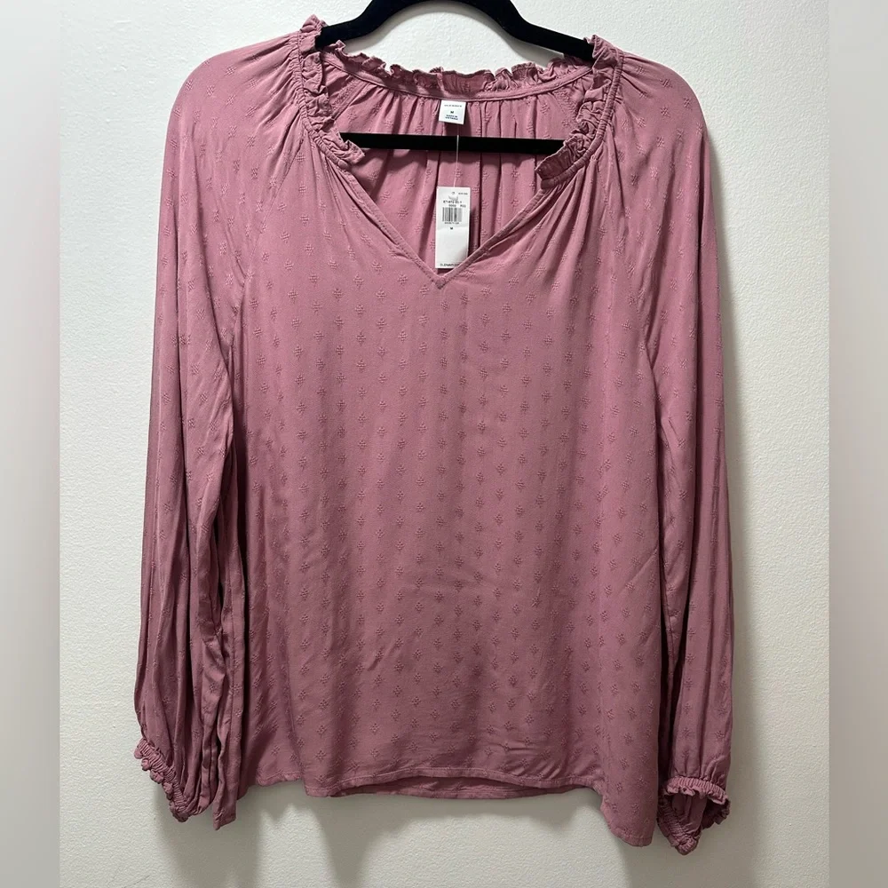 Old Navy Ruffled Split-Neck Textured Dobby Blouse - Picture 1 of 6